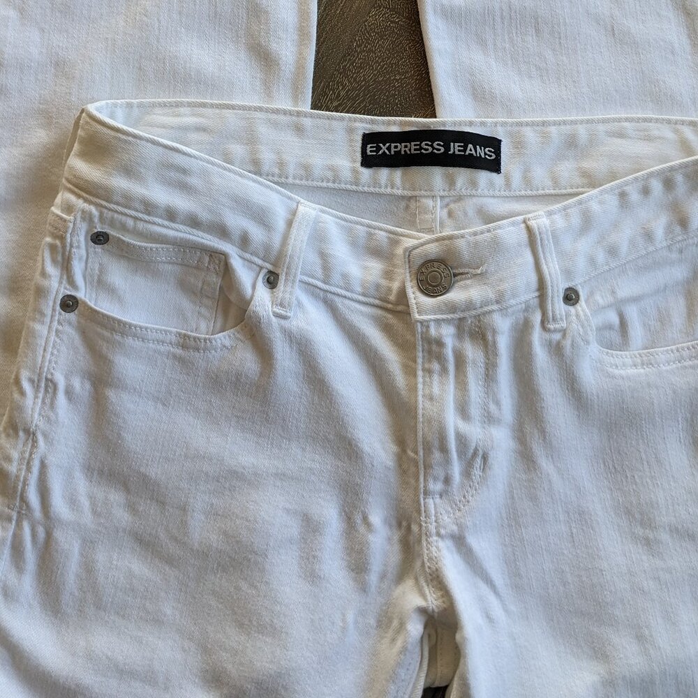 Express Jeans Barely Boot Low Rise Solid White Denim Jeans, Size 6